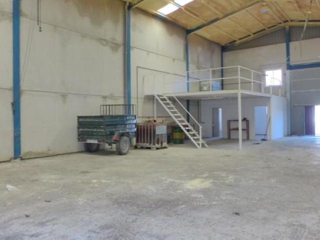 Nave industrial en venta en Baena, Poligono industrial los llanos