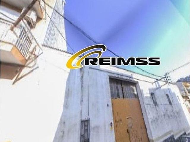 Nave industrial en venta en Blanes, de 682 m² por 400.000