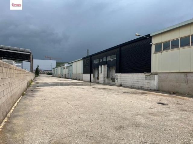 Nave industrial en venta en Burgos, Villalonquejar