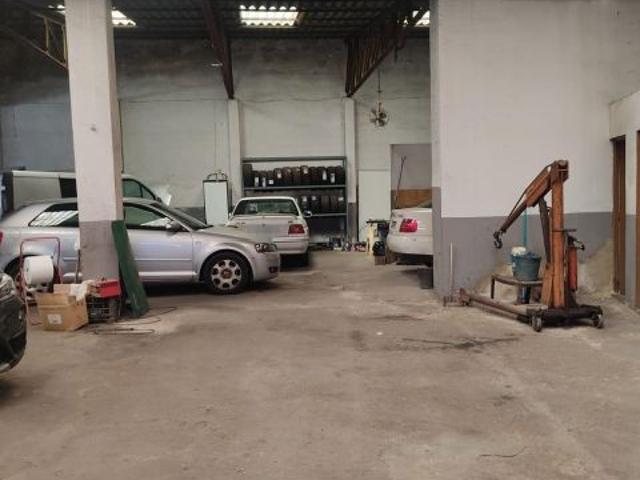 NAVE INDUSTRIAL EN VENTA EN EL CARPIO EN UNA EXCELENTE UBICACIÓN!
