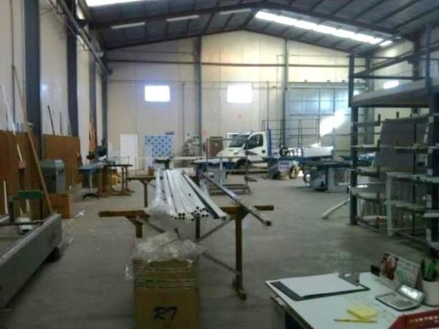 NAVE INDUSTRIAL EN VENTA, EN EL ALGAR