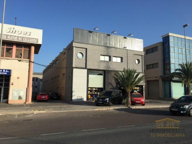 Nave industrial en venta en Elche