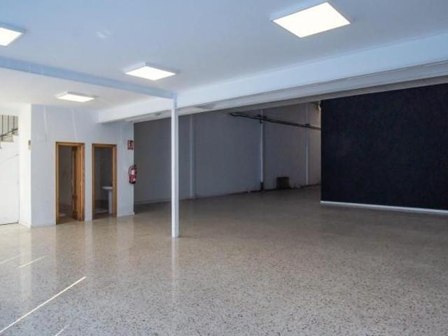 Nave industrial en venta en Elda, Centro excursionista