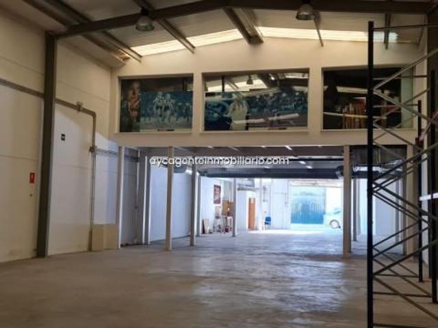 Nave industrial en venta en Estepona, Estepona