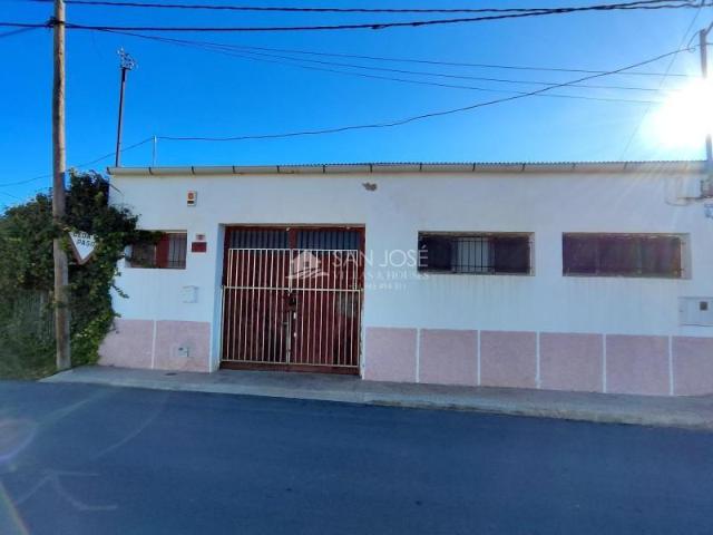 Nave industrial en venta en Hondon de las Nieves, Pueblo