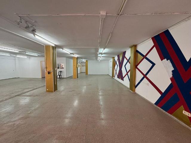 Nave industrial en venta en Hospitalet de Llobregat, L´, de 221 m² 2 habitaciones por 144.900