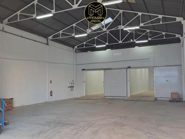 Nave industrial en venta en Jaén, Poligono Industrial Los Olivares