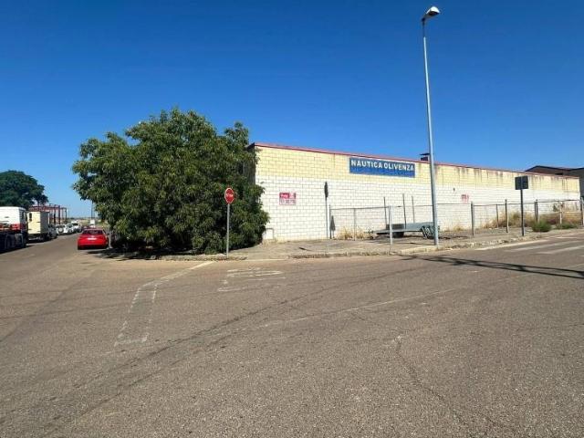 Nave industrial en venta en Olivenza, POL. INDUSTRIAL RAMAPALLAS