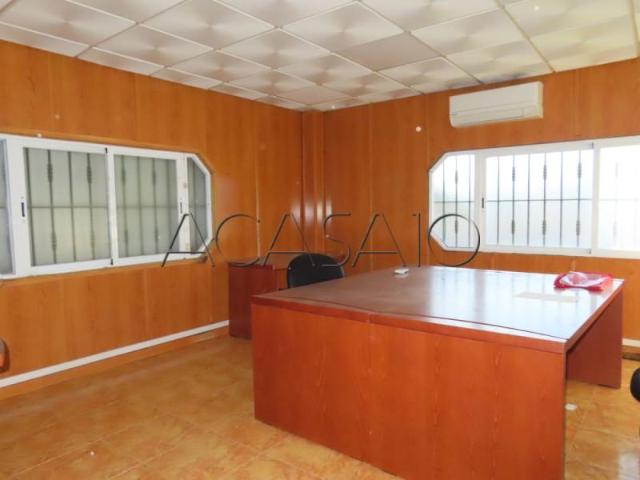 Nave industrial en venta en Lominchar