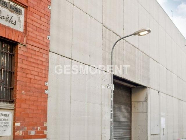 Nave industrial en venta en Mataró, de 2.820 m² por 655.000