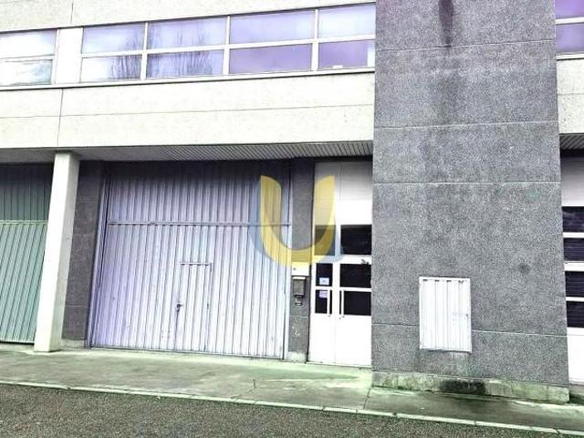 Nave industrial en venta en Madrid