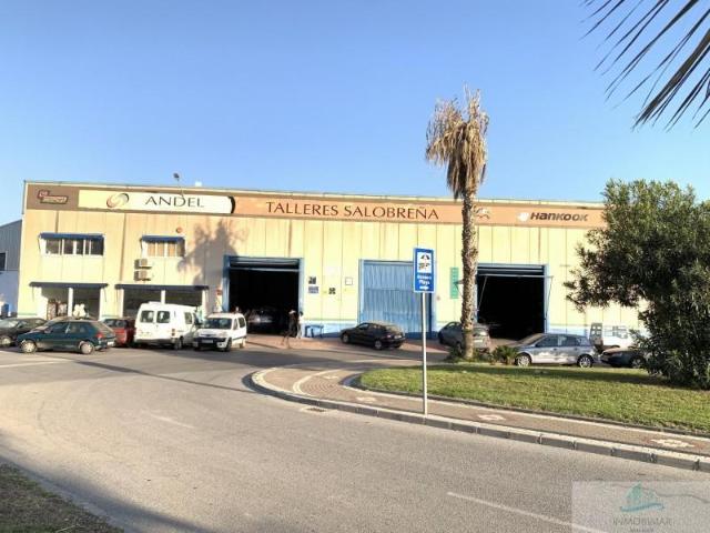 Nave industrial en venta en Salobreña, Centro
