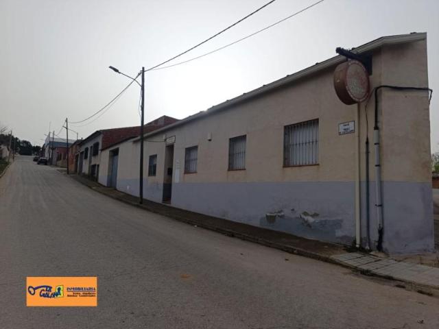 Nave industrial en venta en San Carlos del Valle, San Carlos Del Valle