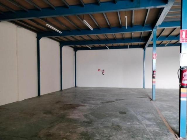 Nave industrial en venta en Sant Feliu de Llobregat, Les Grases