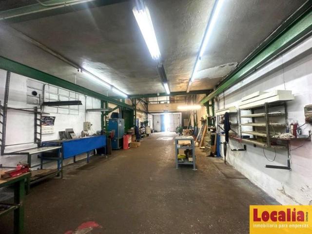 Nave industrial en venta en Santander, Avenida Primero de Mayo, 39011