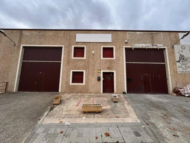 Nave industrial en venta en Segovia, Hontoria