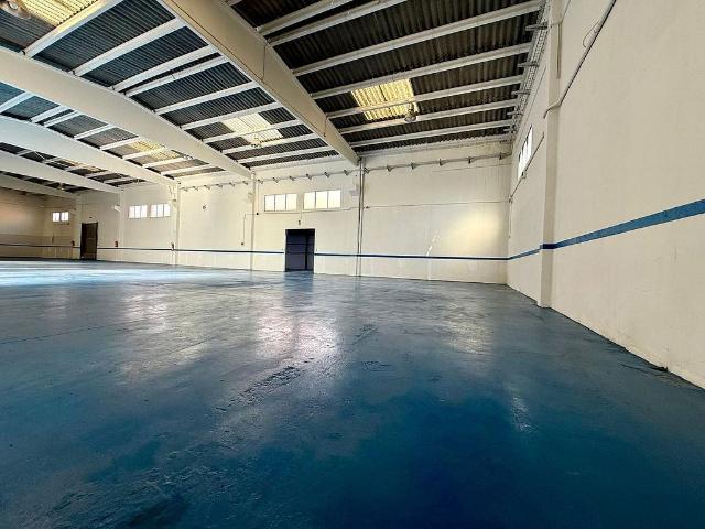 Nave industrial en venta en Sentmenat, de 680 m² 1 habitación por 530.000