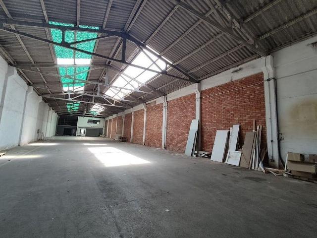 Nave industrial en venta en polígono Industrial Francolí, Tarragona, de 786 m² 5 habitaciones por 188.000