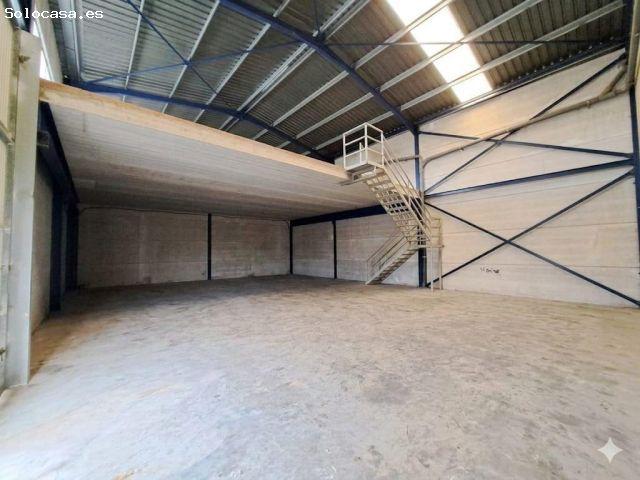 ? Nave industrial en venta en Polígono La Closa – La Pobla Llarga