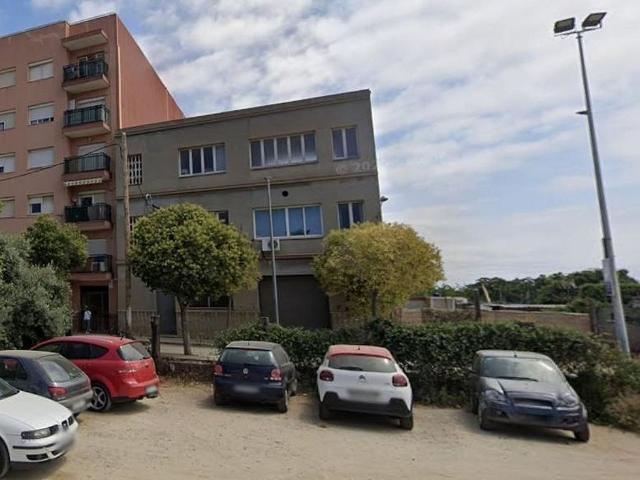 Nave industrial en venta en Premià de Dalt, de 927 m² por 139.000