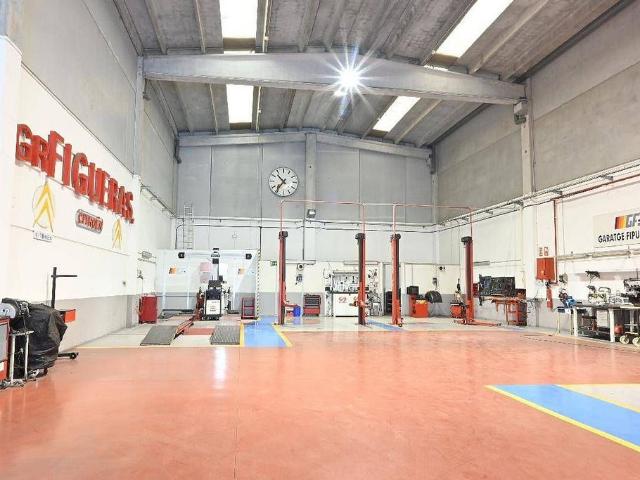 Nave industrial en venta en ronda Ibèrica, Vilanova i La Geltrú, de 670 m² 4 habitaciones por 700.000