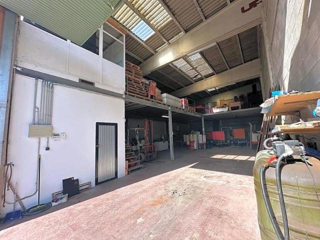 Nave industrial en venta en Reinosa, Plaza Matamorosa Izarilla, 39200