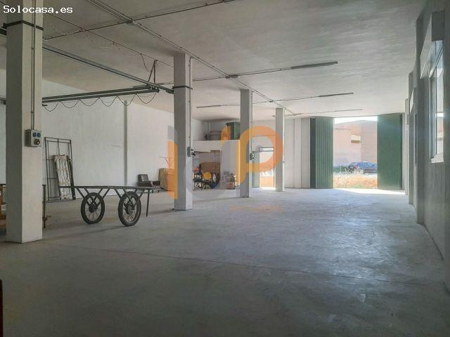 Nave industrial en Venta en Tabernas, Almería