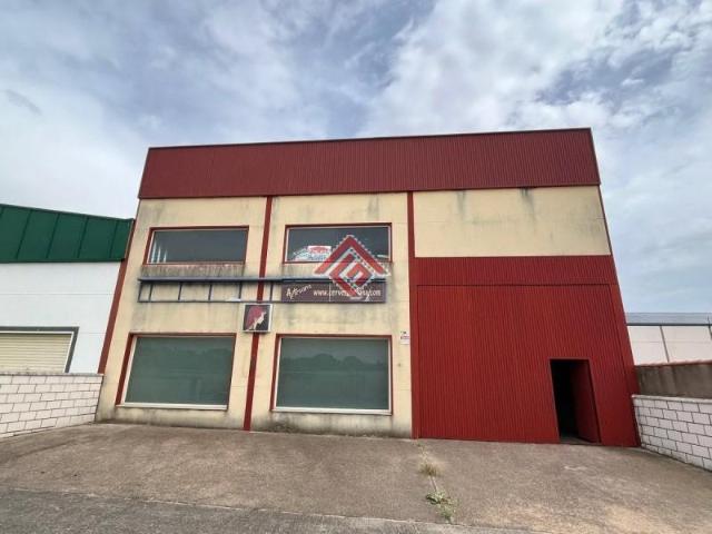 Nave industrial en venta en Trujillo, Poligono