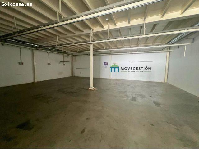Nave industrial en Venta en Ubrique, Cádiz