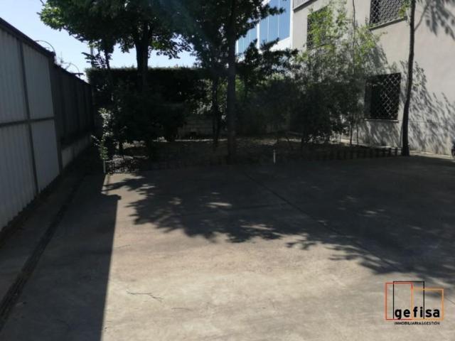 Nave industrial en venta en Valdepeñas, Poligono Avd. las Tinajas