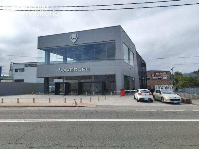 Nave industrial en venta en Vigo, Bembrive