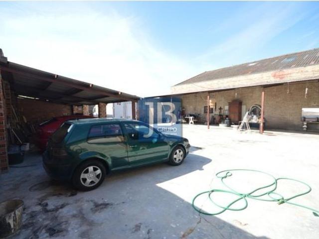 Nave industrial en Venta en Xàtiva, Valencia