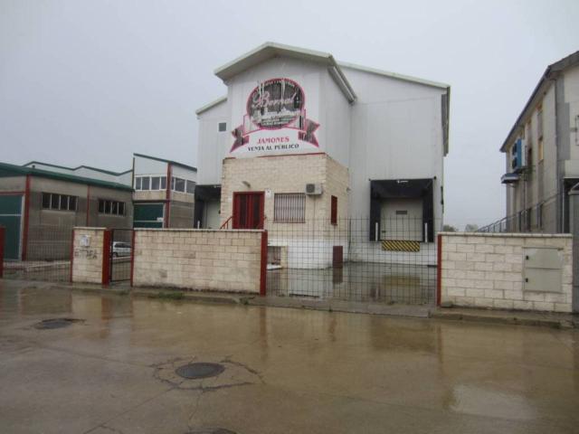 Nave industrial en venta SALA DESPIECE Y SECADERO DE JAMONES