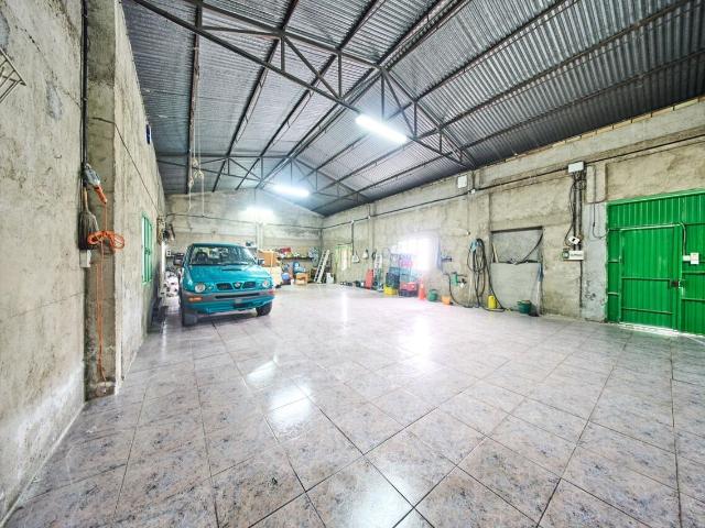 Nave industrial en venta, San Cristóbal, Pinos Puente