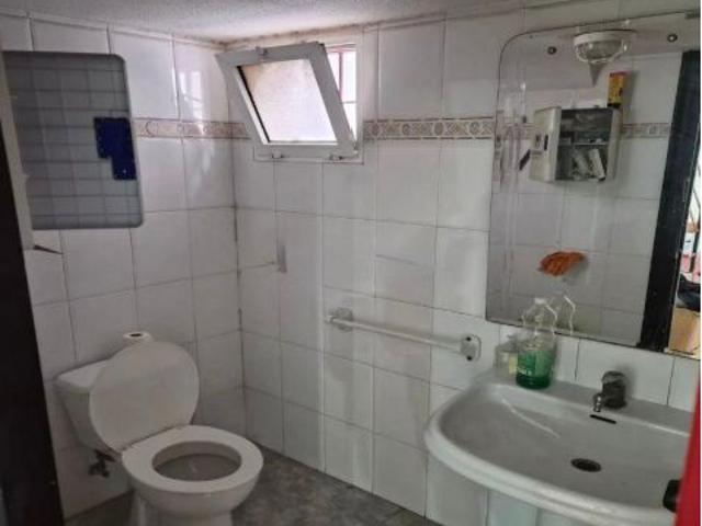 NAVE INDUSTRIAL PREMIUM DE 1.300 m2 CON PATIO, OFICINAS Y ALTILLO EN POLÍGONO DEL OESTE