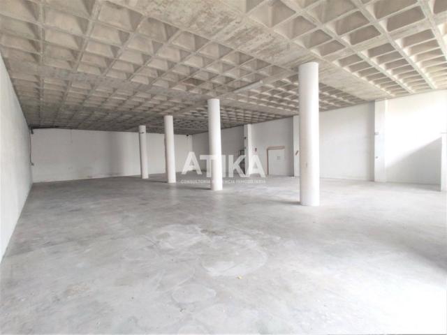 NAVE VENTA JUNTO CASCO URBANO