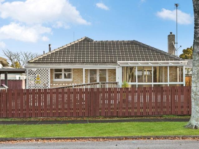 nawton, 3 bedrooms