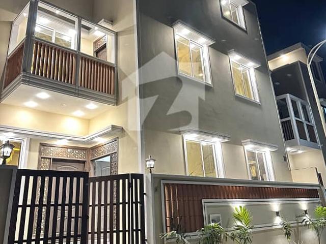 Naya Nazimabad Luxury Bungalow For Sale A+ Construction