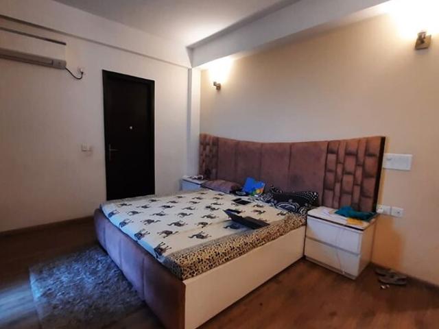 Naya Bans Village, Sector 15 1 RK 100 Sq. Yd. Builder Floor in Naya Bans Village Noida Listing ID: #10342
