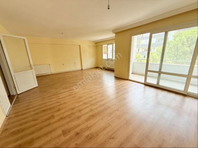 Nazilli Merkezi Konumda 3+1 Kiralık Daire
