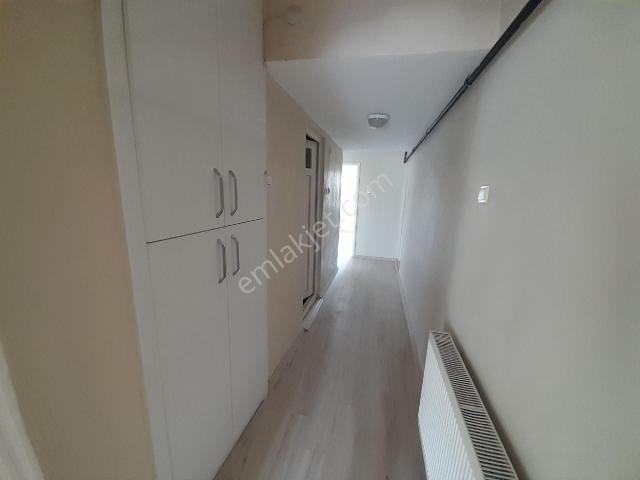 Nazilli Anadolu Ve Sgk Karşısında Kiralık Daire Doğalgazlı 3+1 2.kat Kiralık