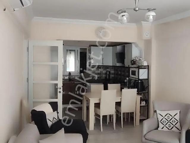 Nazilli Şirinevler'de Satılık Bakımlı 3+1 Daire