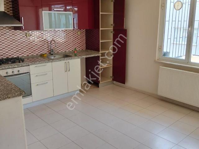 Nazilli Turanda Geniş Doğalgazlı Kiralık Ara Kat