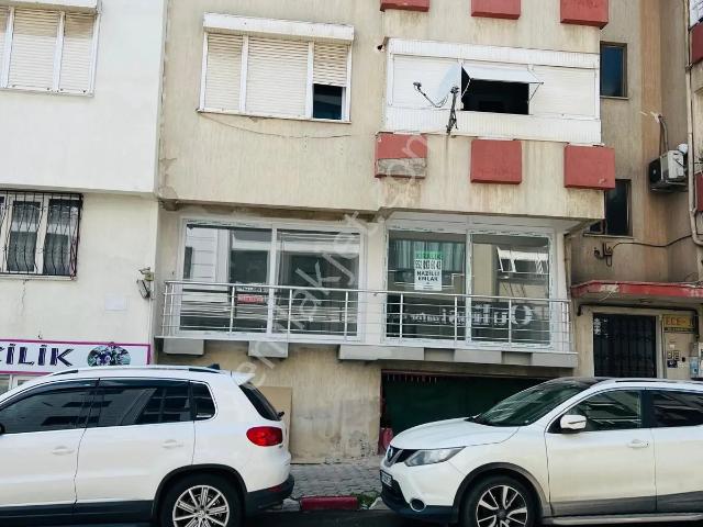 Aydın Nazillide Kiralık Yeni Mahallede Cadde Üstü 3+1 Daire Ofis