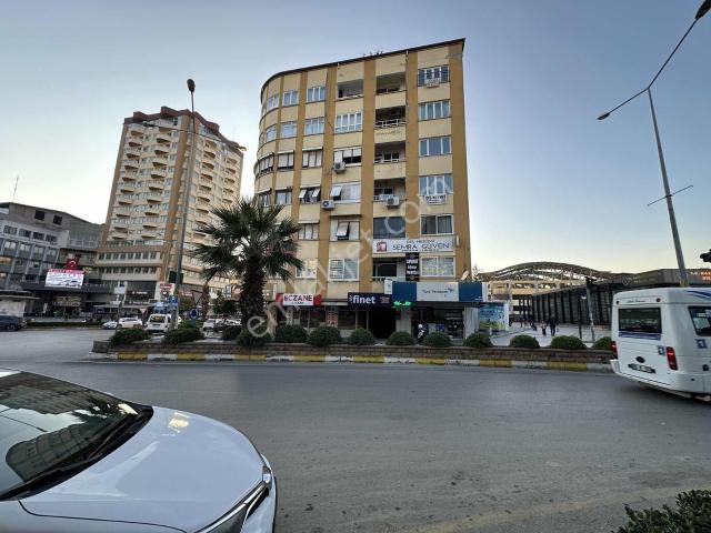 Nazilli'nin Kalbinde Hürriyet Caddesi'nde Satılık Dükkan