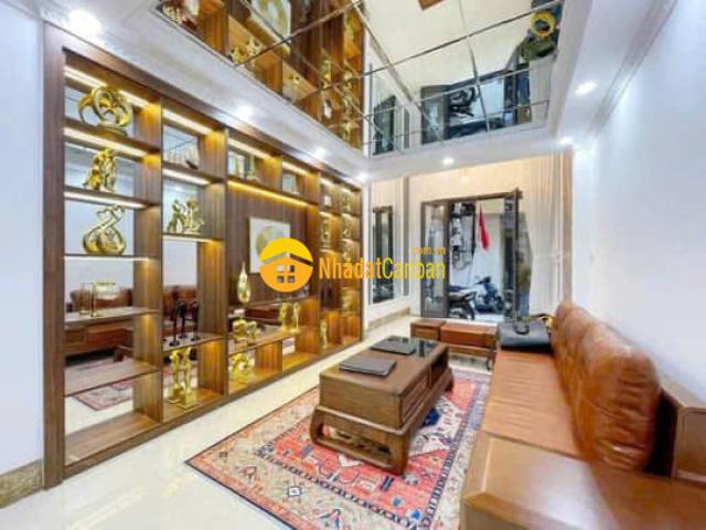 Ngã tư sở 11 tỷ x2 giá trị đón sóng vành đai 2.5, gần khu quy hoạch ra đường lớn