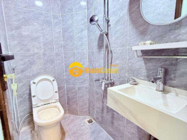 Ngõ thông tứ tung nhà đẹp long lanh full nội thất cao cấp