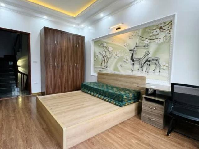 Ngọc Lâm – Nhà Đẹp Hiện Đại 30m² – 5 Tầng – Full Nội Thất – Chỉ 8.3 Tỷ
