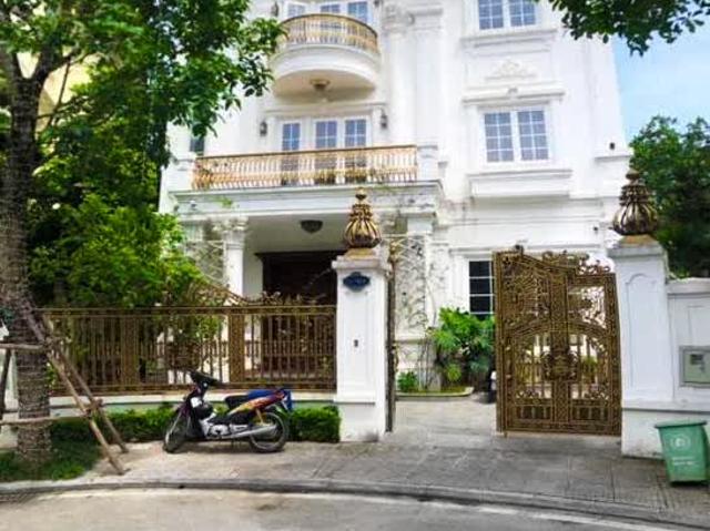 Đẳng cấp biệt thự Vin riverside, Việt Hưng rộng 400m, view sông, ở thoáng an ninh, 100 tỷ