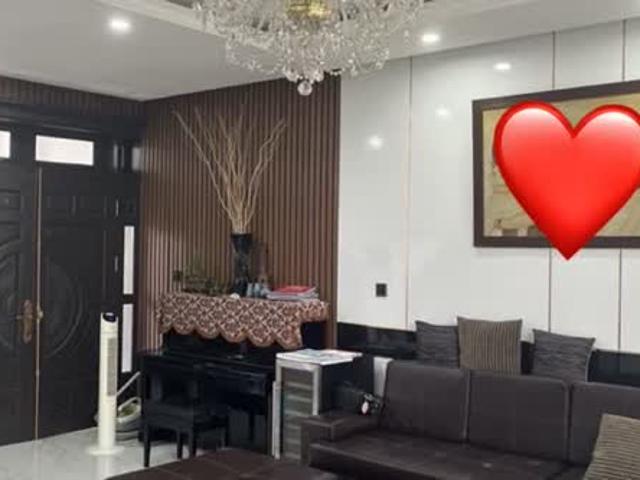 Đẳng Cấp Biệt Thự Cổ Linh 100m, Mt7m, Gara, Ngập Tràn Tiện Ích, Sát Biệt Thự Minh Tâm